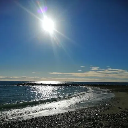 Casa Del Sole Affacciato Sul Mare *